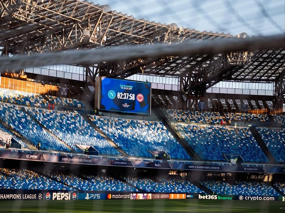 Serve una visione comune: il Maradona non può restare un tempio decadente 1 Stadio Maradona