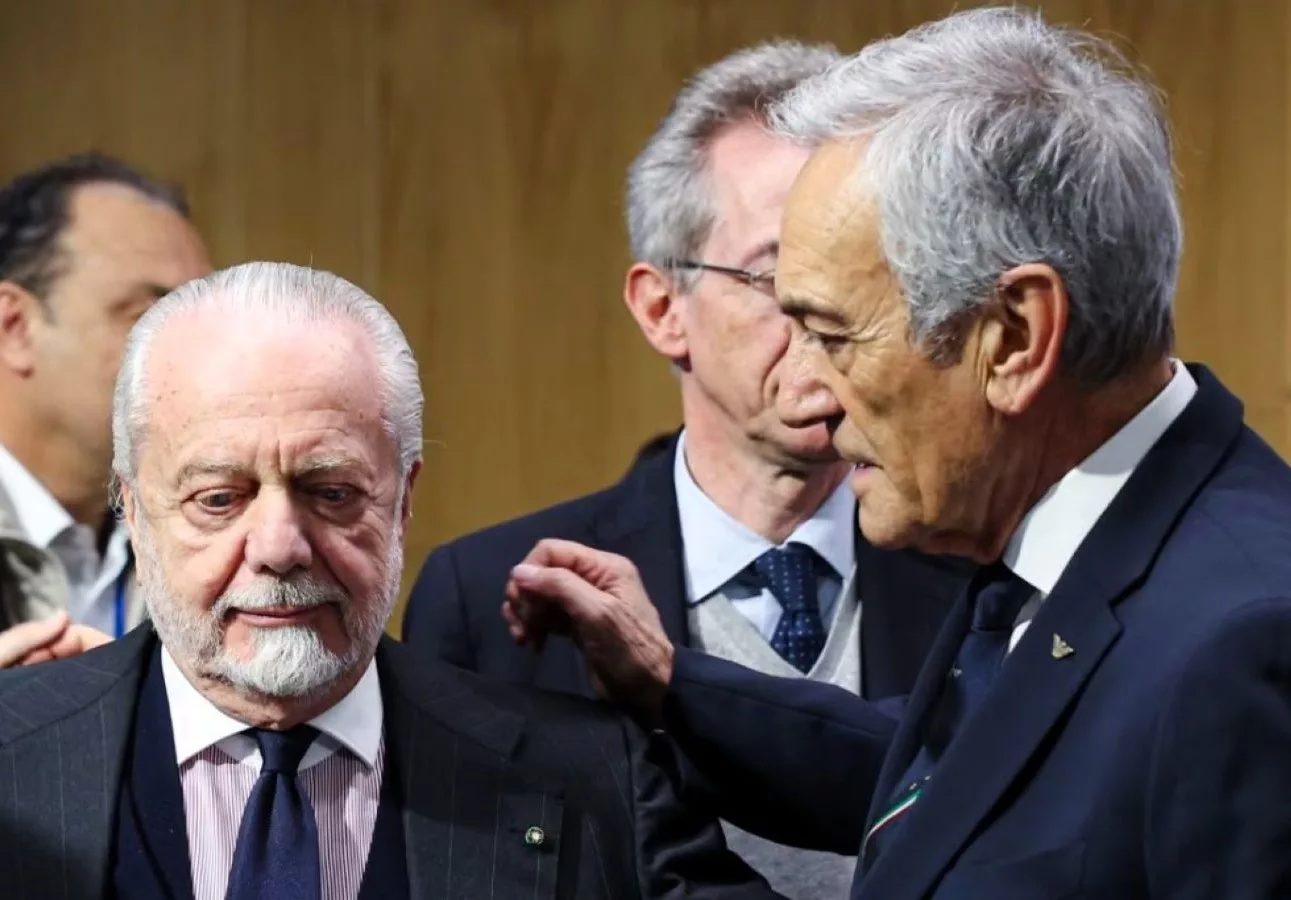 Errori arbitrali arma di distrazione di massa per nascondere il vero penalizzato: il Napoli 1 Napoli