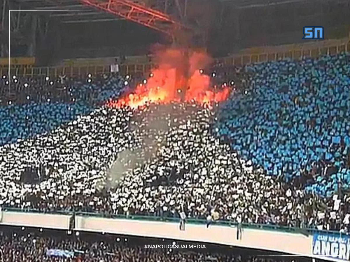 Cosa significa tifare? Il calcio: molto più di una squadra 2 Coreografia tifosi Napoli