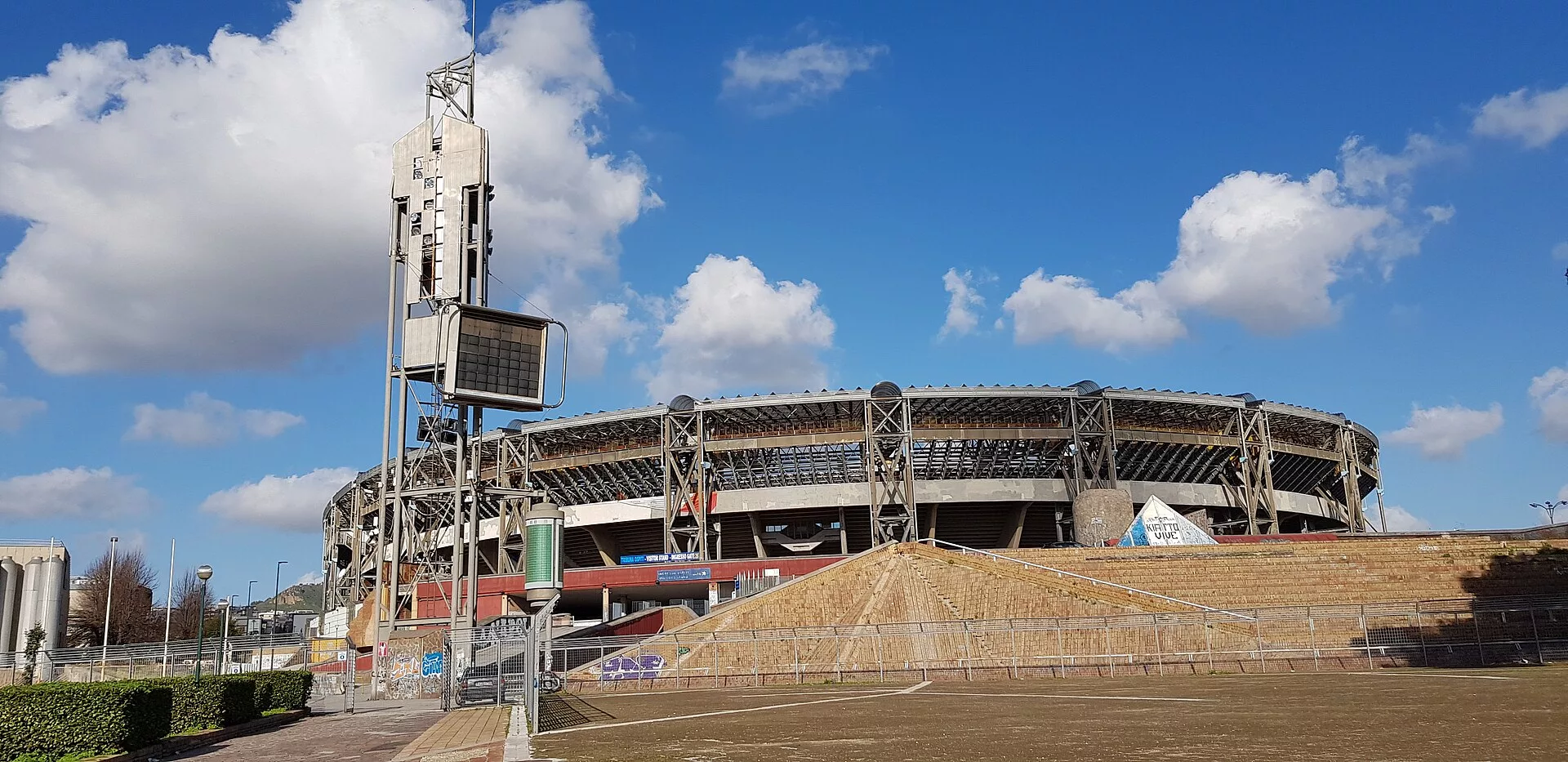 Atlante più passionale che storico dei 100 anni del Napoli: Ascarelli, il fondatore accantonato 3 Piazzale Tecchio